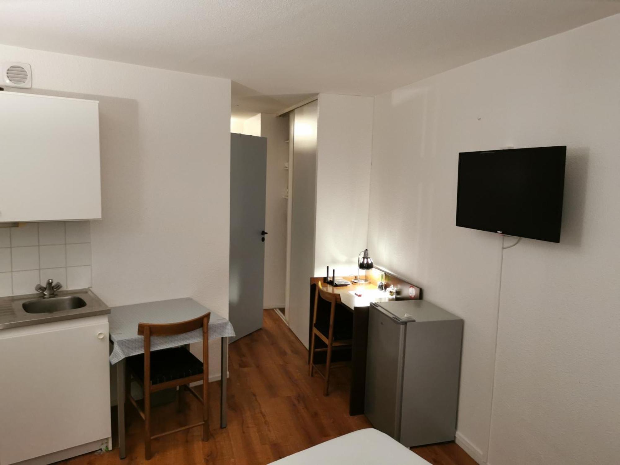 Appart Hotel La Defense กูร์เบอวัวร์ ภายนอก รูปภาพ