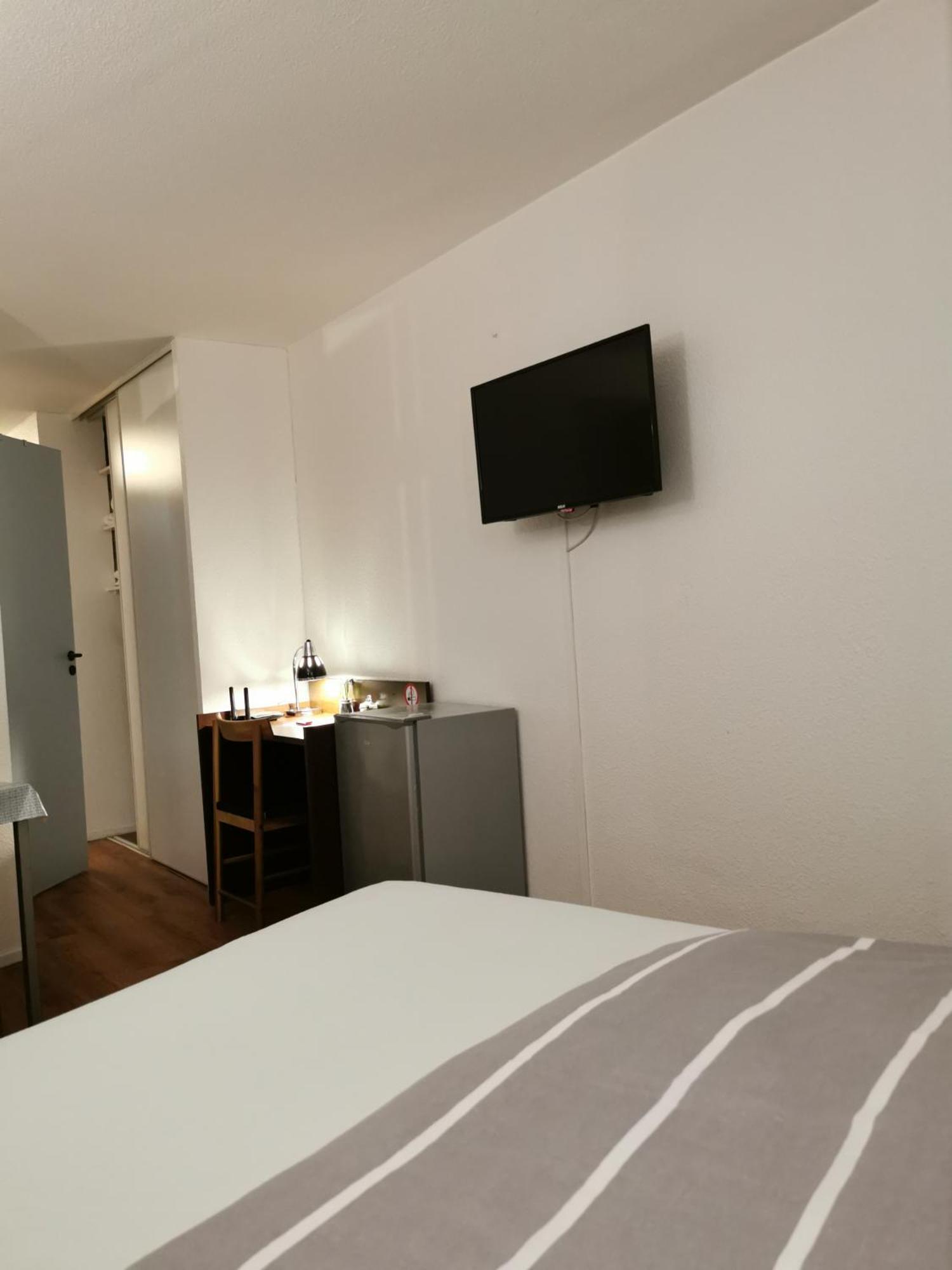 Appart Hotel La Defense กูร์เบอวัวร์ ภายนอก รูปภาพ