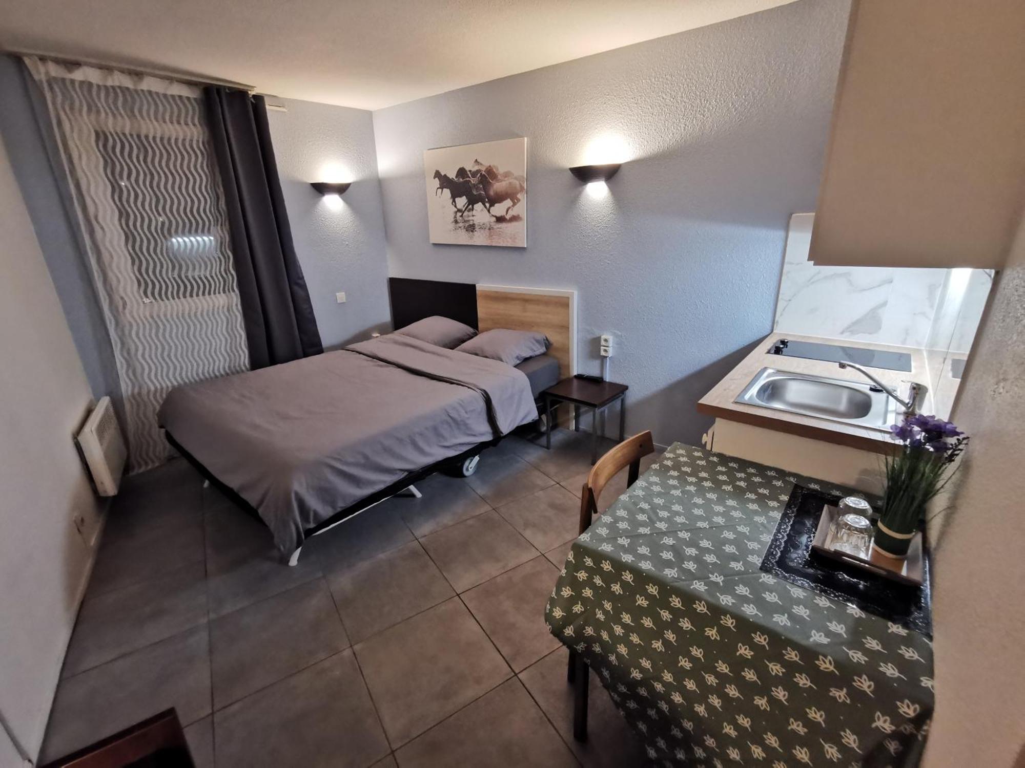Appart Hotel La Defense กูร์เบอวัวร์ ภายนอก รูปภาพ